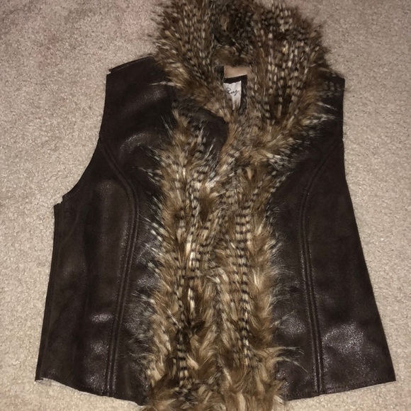 Jackets & Blazers - American Rag fur lined vest